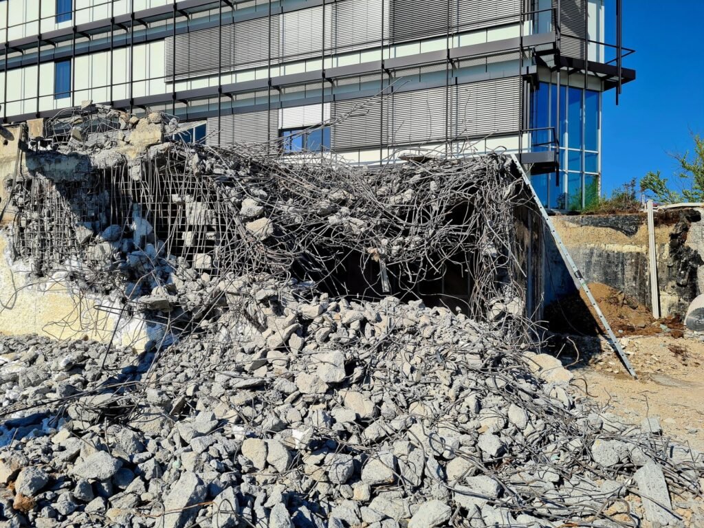 Commercial demolition contractor