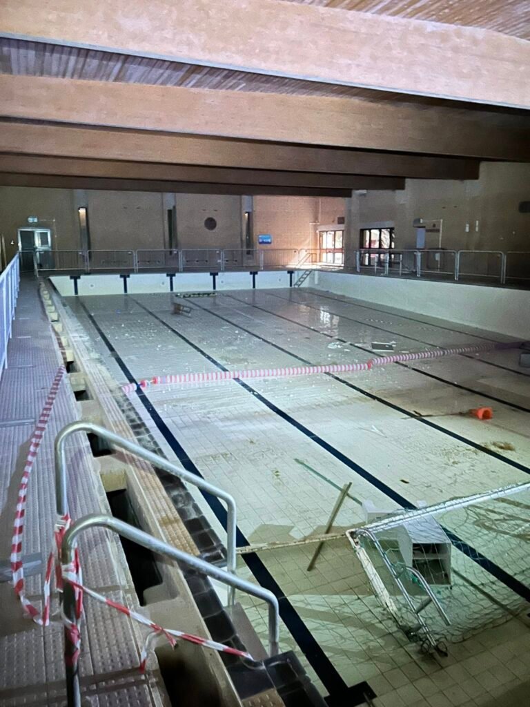 Decommissioning contractors