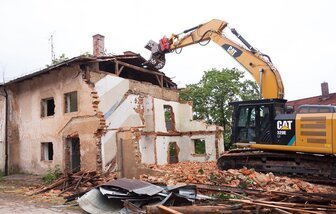 House-Demolition-Complete-Demolition