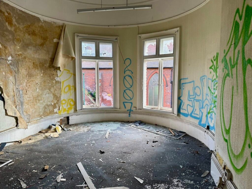 House demolition companies