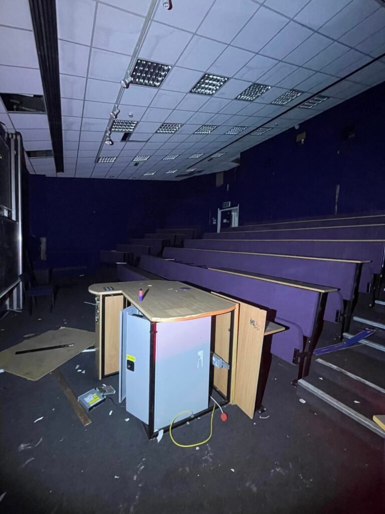 Soft-strip-demolition-Wilmslow-TOTAL-Demolition.jpg